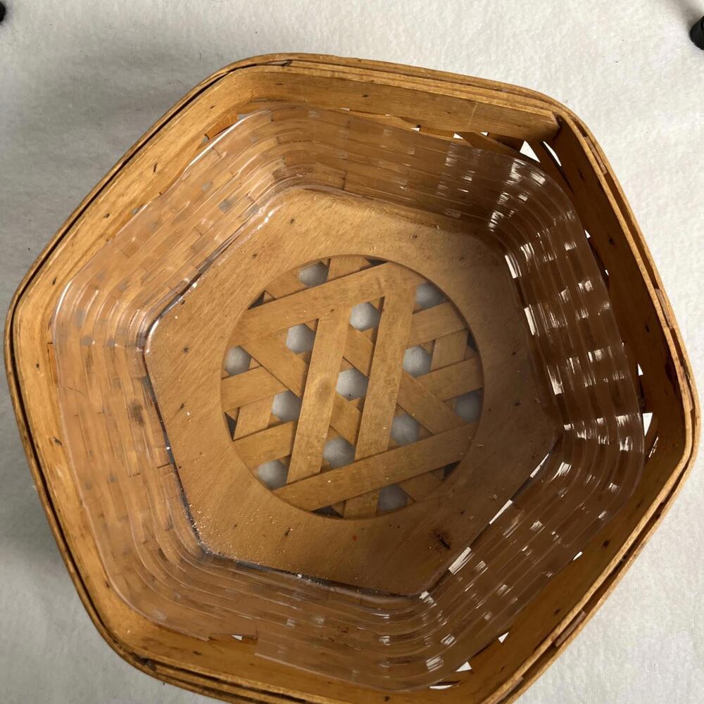 Longaberger Hexagon Basket 1999 with Protector - Picture 6 of 9